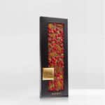Čokolada chocoMe Entree mliječna čokolada sa liofiliziranim komadićima crnog ribiza 110g (MG110)